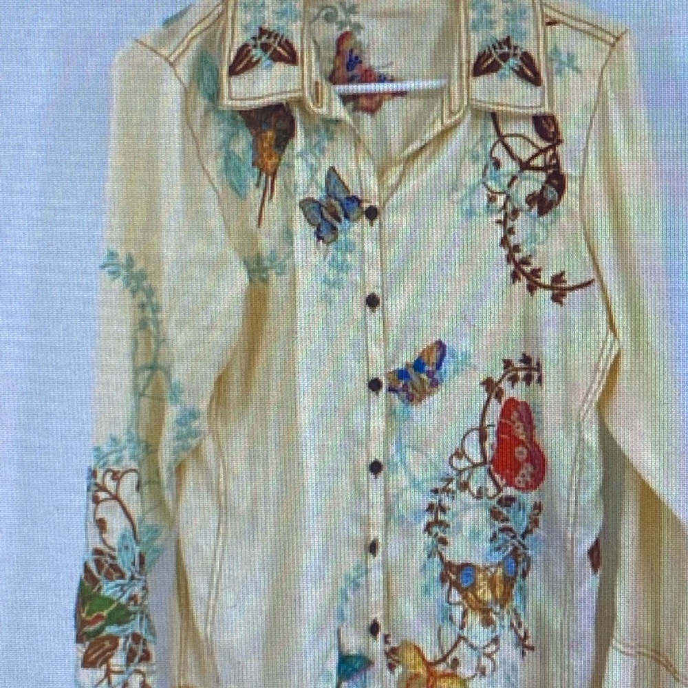 Beautiful Johnny Was button down